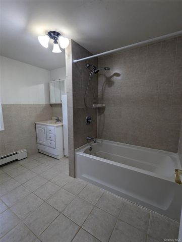 2937 Davis Street, Oceanside, NY 11572