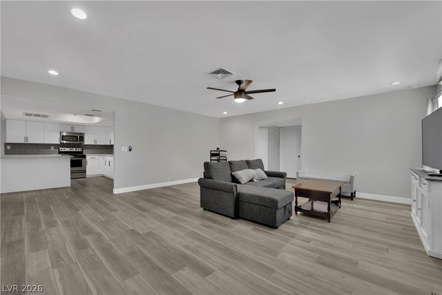 2635 Heritage Court, Las Vegas, NV 89121