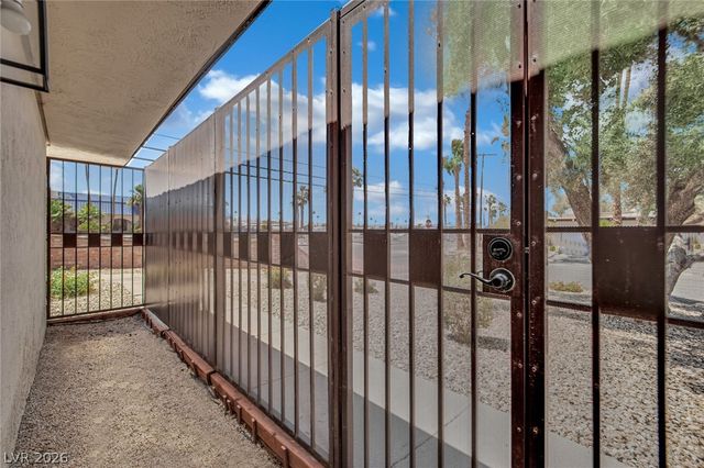 2635 Heritage Court, Las Vegas, NV 89121