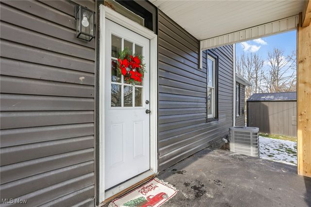 208 Meek Avenue, Byesville, OH 43723