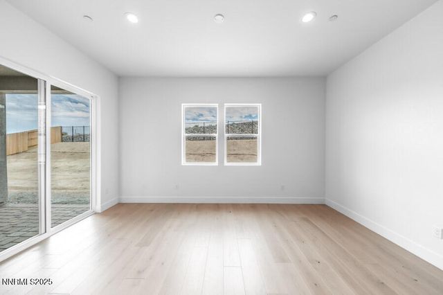 2940 Murrelet Way Cinnamon 83, Sparks, NV 89441