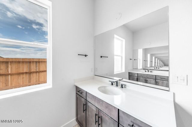 2940 Murrelet Way Cinnamon 83, Sparks, NV 89441