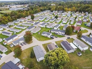 417 Saddle Trail, Grand Blanc, MI 48439