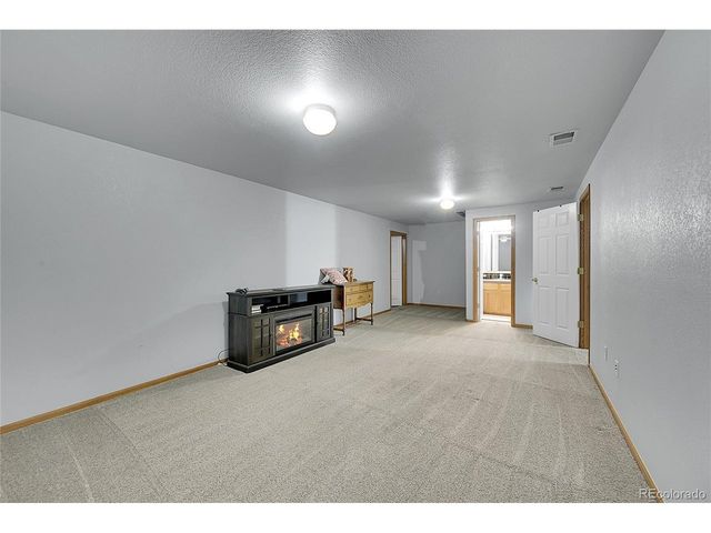 2340 Birdie Way, Milliken, CO 80543