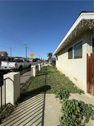 221 S Howard Street, Corona, CA 92879