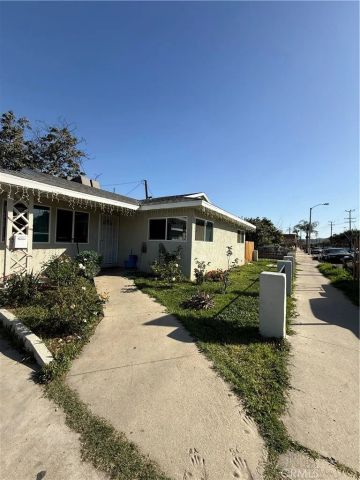 221 S Howard Street, Corona, CA 92879