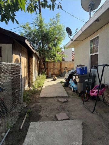 221 S Howard Street, Corona, CA 92879