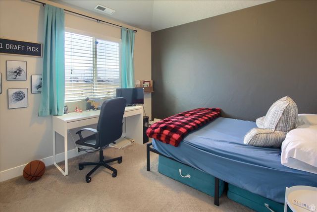 263 S SUNBURST DR, Layton, UT 84041