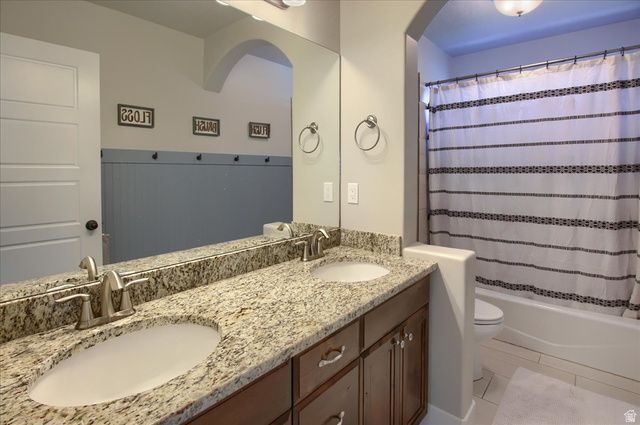 263 S SUNBURST DR, Layton, UT 84041