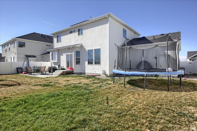 263 S SUNBURST DR, Layton, UT 84041