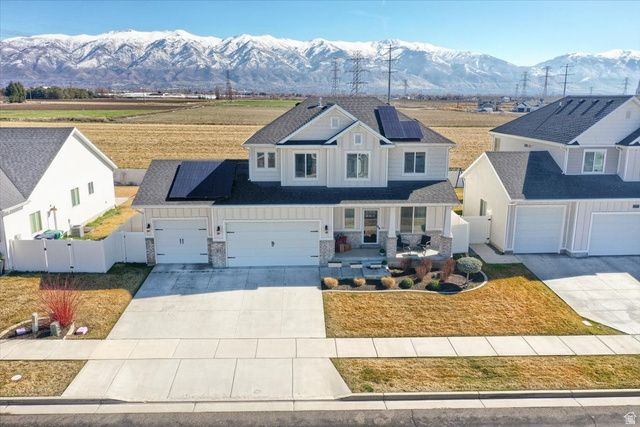 263 S SUNBURST DR, Layton, UT 84041