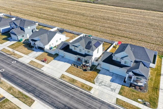 263 S SUNBURST DR, Layton, UT 84041