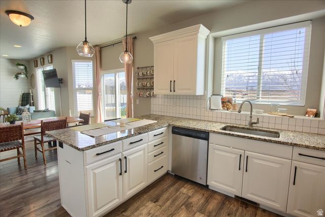 263 S SUNBURST DR, Layton, UT 84041