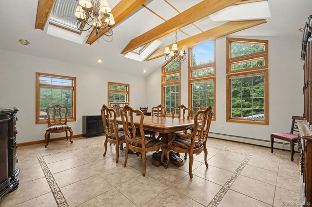 41 Fenwood Road, Mahopac, NY 10541