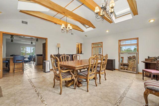 41 Fenwood Road, Mahopac, NY 10541