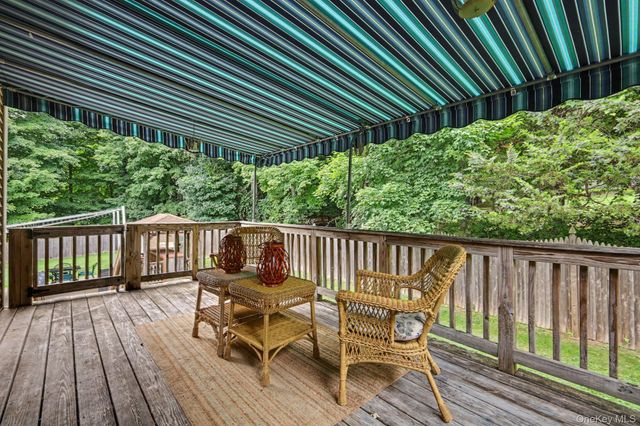 41 Fenwood Road, Mahopac, NY 10541