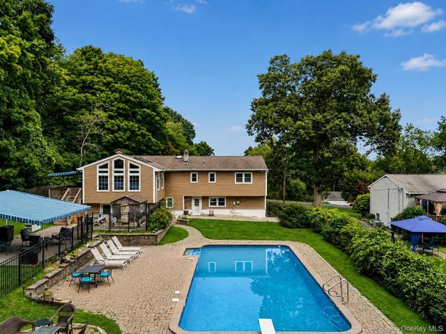 41 Fenwood Road, Mahopac, NY 10541