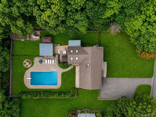 41 Fenwood Road, Mahopac, NY 10541