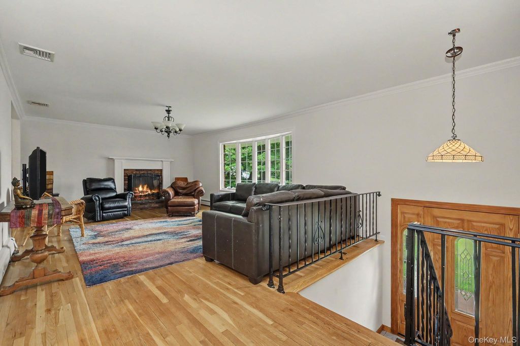 41 Fenwood Road, Mahopac, NY 10541 — photo 3