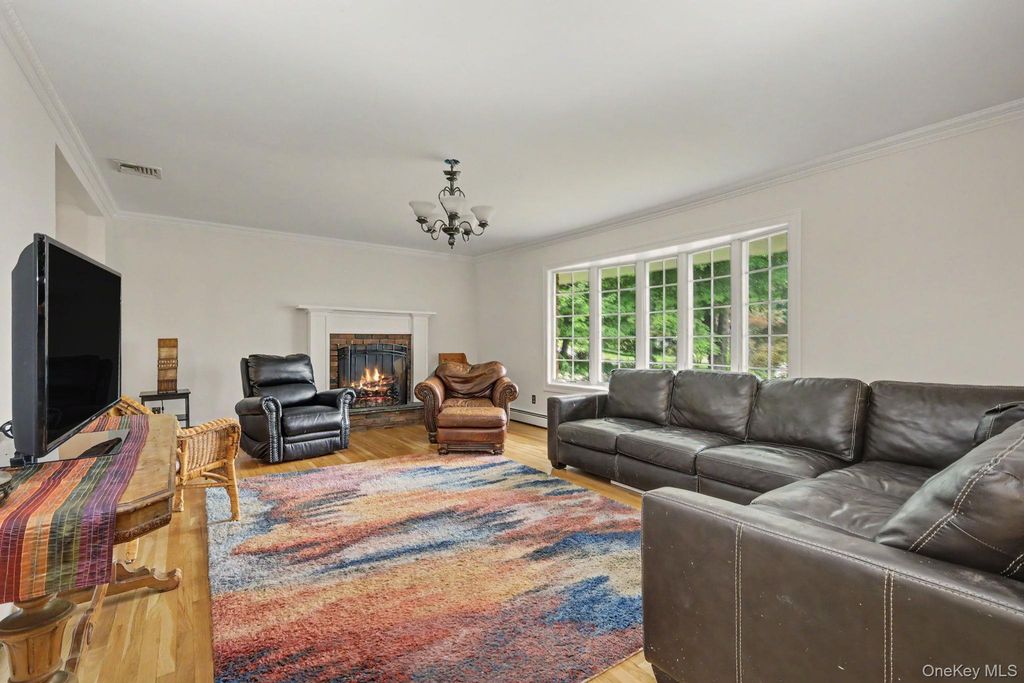 41 Fenwood Road, Mahopac, NY 10541 — photo 4
