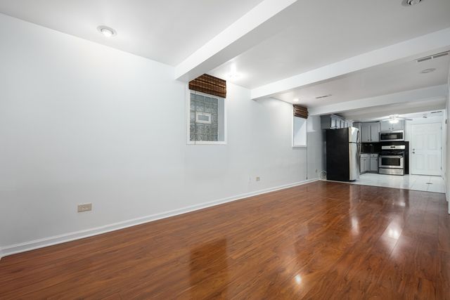 2516 W Lyndale Street, Chicago, IL 60647