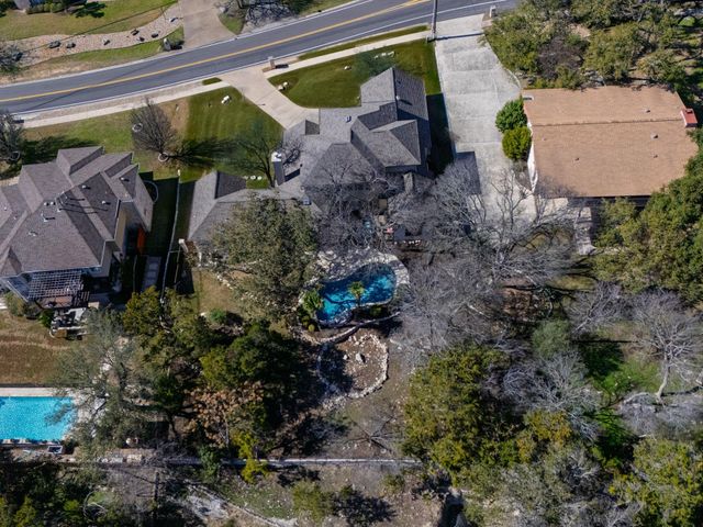 132 Lakeway DR, Lakeway, TX 78734