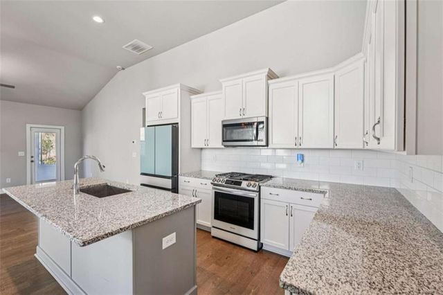 388 Lakeside Court, Canton, GA 30114