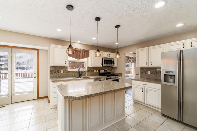 6367 Dietz Drive, Canal Winchester, OH 43110