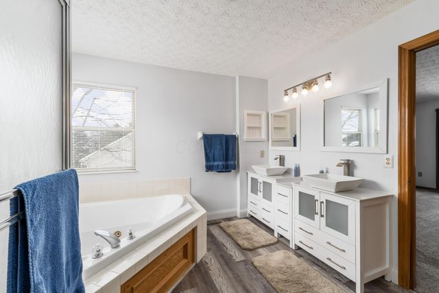 6367 Dietz Drive, Canal Winchester, OH 43110