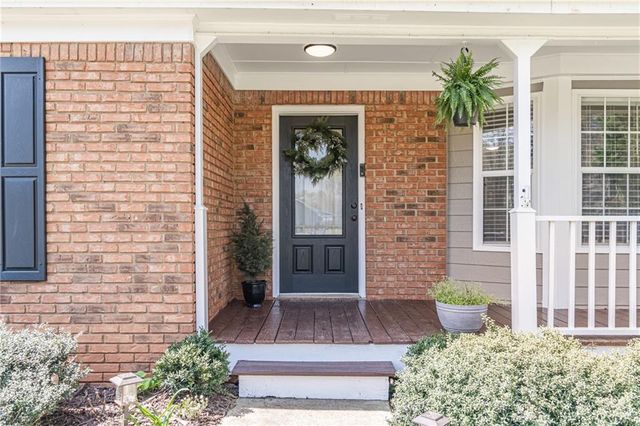 3598 Natalie Court, Loganville, GA 30052