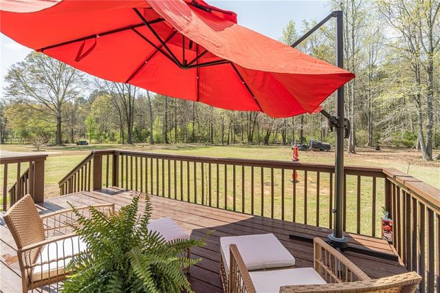 3598 Natalie Court, Loganville, GA 30052