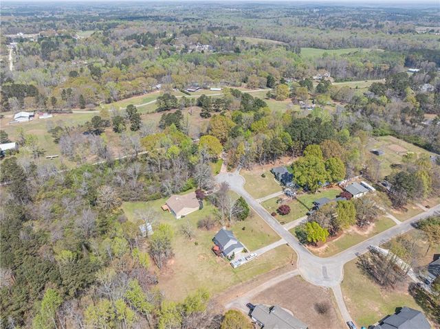 3598 Natalie Court, Loganville, GA 30052