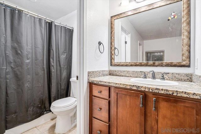 1350 N Escondido Blvd 37, Escondido, CA 92026