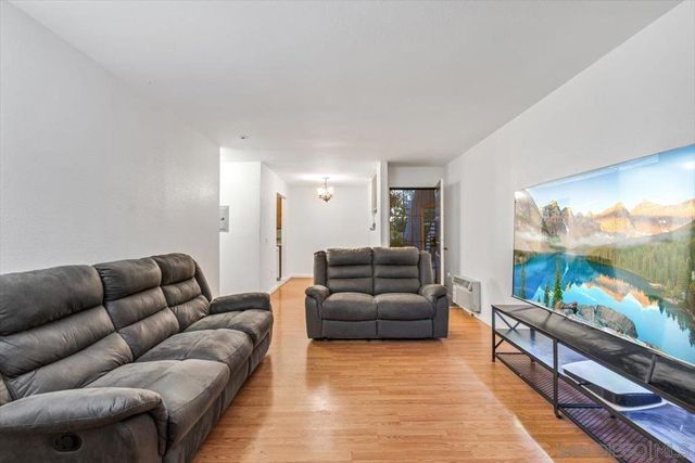 1350 N Escondido Blvd 37, Escondido, CA 92026