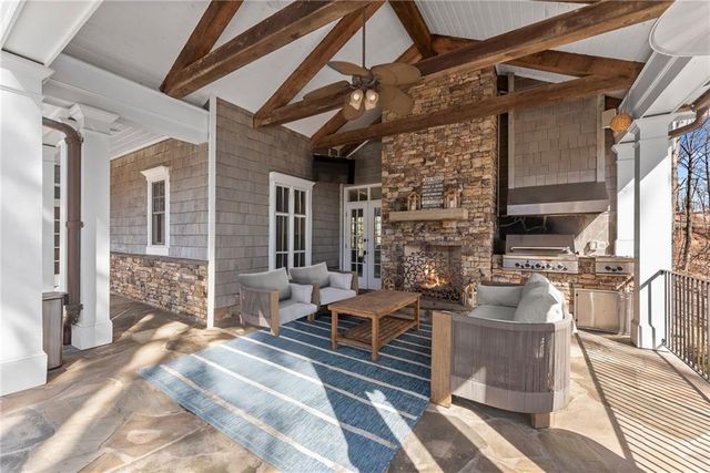 5983 Nachoochee Trail, Flowery Branch, GA 30542
