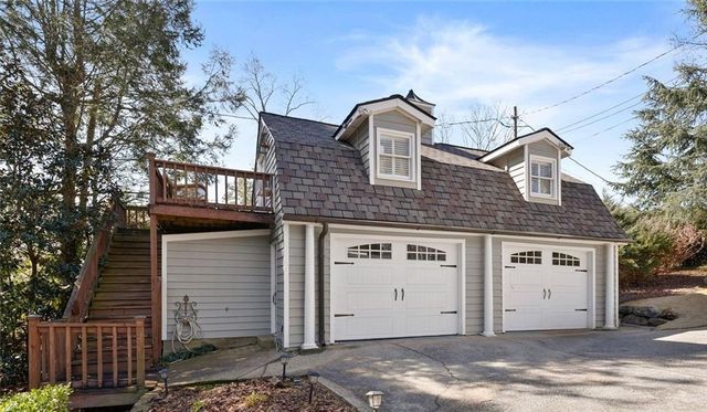 5983 Nachoochee Trail, Flowery Branch, GA 30542