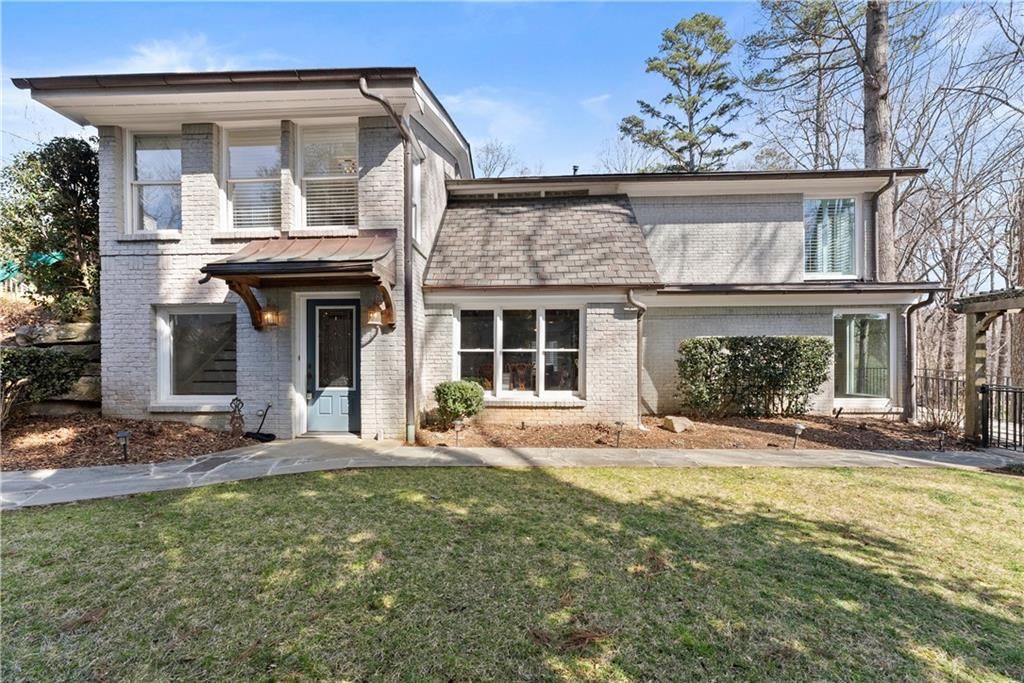 5983 Nachoochee Trail, Flowery Branch, GA 30542