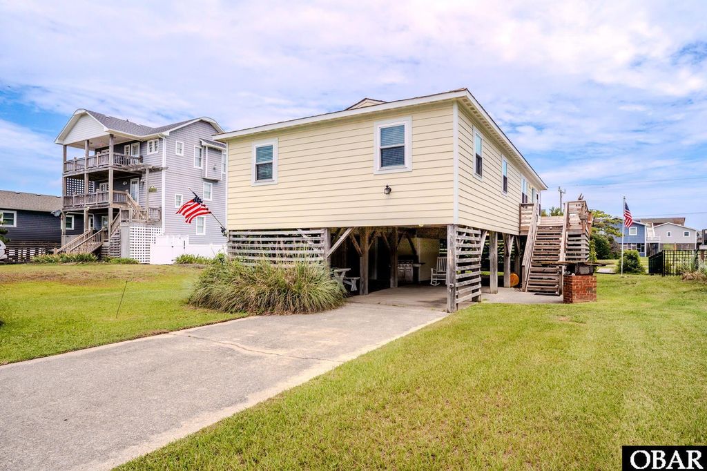 Image 1 of property listing at 10107 S Colony South Drive Lot 109, Nags Head, NC 27959