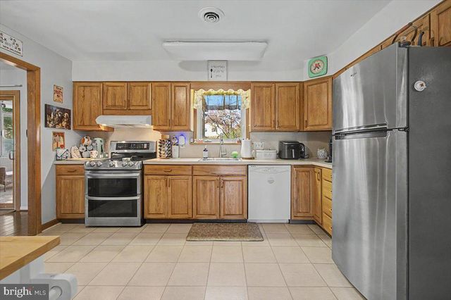 2537 JUSTIN LN, Wilmington, DE 19810