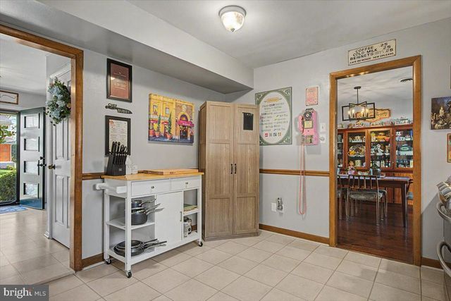 2537 JUSTIN LN, Wilmington, DE 19810