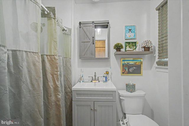 2537 JUSTIN LN, Wilmington, DE 19810