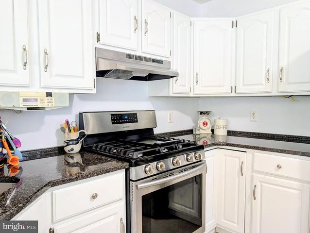 606 HIGHLAND TER, Pitman, NJ 08071