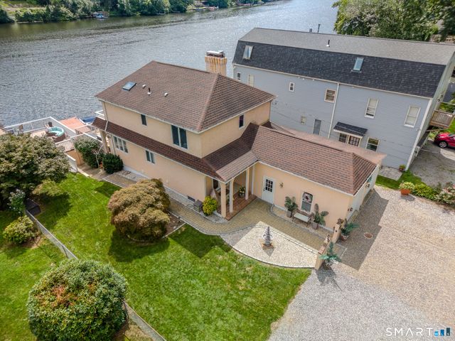 125 Lakemere Drive, Southbury, CT 06488
