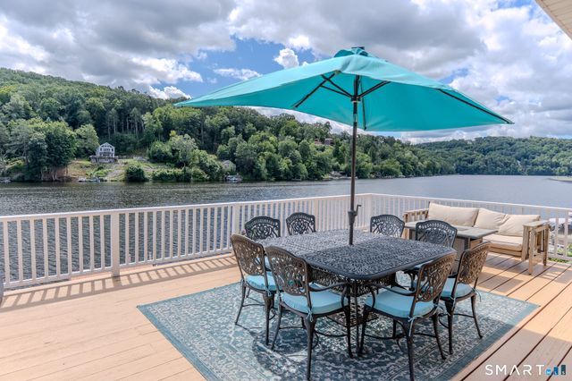 125 Lakemere Drive, Southbury, CT 06488