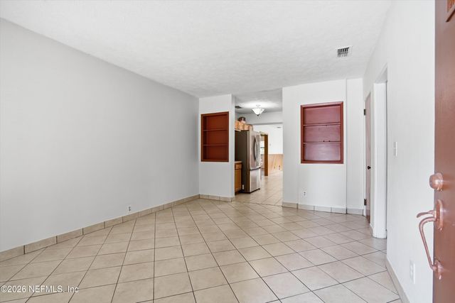 6258 SPRING FOREST Circle, Jacksonville, FL 32216