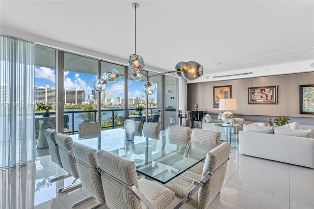 3300 NE 188th Street 318, Aventura, FL 33180