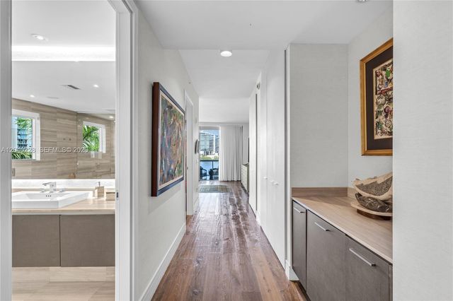 3300 NE 188th Street 318, Aventura, FL 33180
