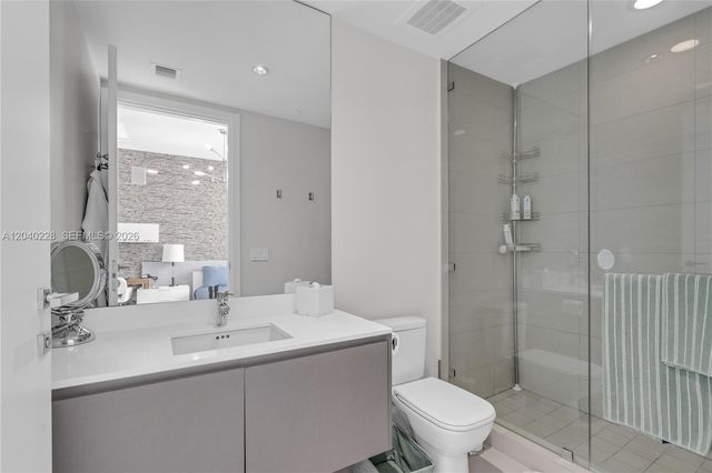 3300 NE 188th Street 318, Aventura, FL 33180