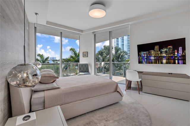 3300 NE 188th Street 318, Aventura, FL 33180
