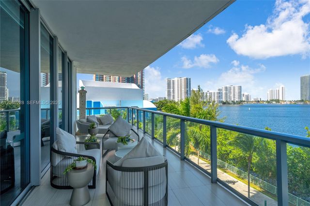 3300 NE 188th Street 318, Aventura, FL 33180